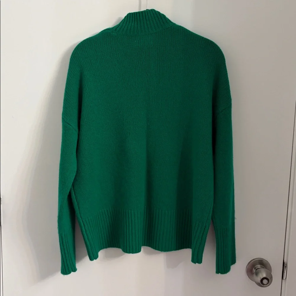 From Future 100% Cashmere Green Mock Turtleneck Sweater - Picture 7 of 14